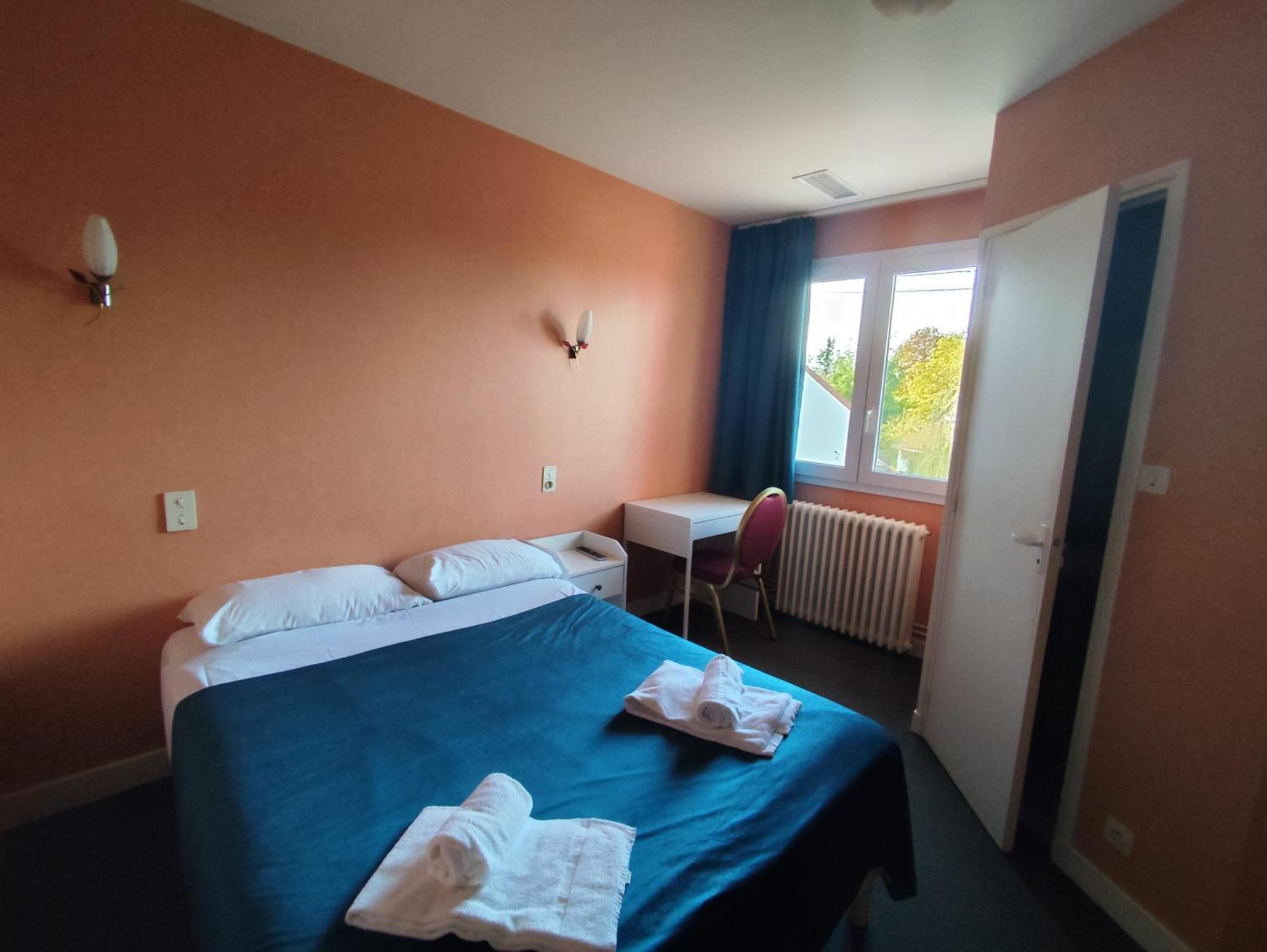 A L'Oree Du Bois Chez Doudou&Lolo Bellerive-sur-Allier Exteriör bild